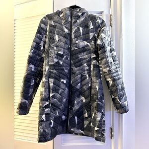 Women’s North Face Thermoball Eco Quilted Parka Black/White/Gray Size Small